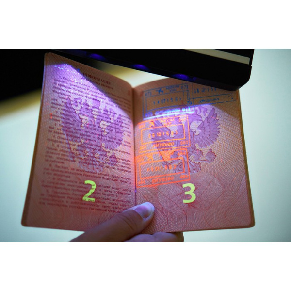 Детектор банкнот PRO 4 LED